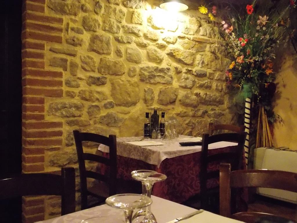 Osteria Belvedere 산레오 외부 사진